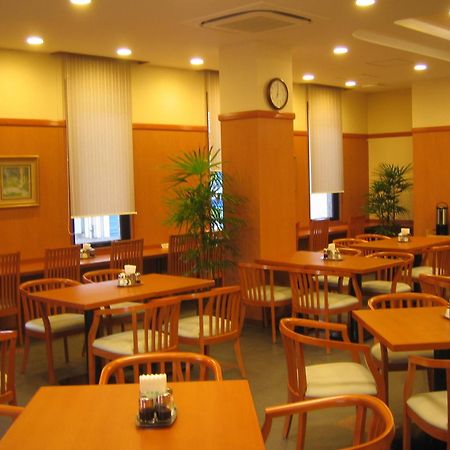 Hotel Route-Inn Kitakyushu-Wakamatsu Ekihigashi Екстериор снимка